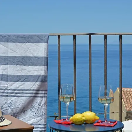 Donna Luna Terrazza S Ambrogio Апартаменты